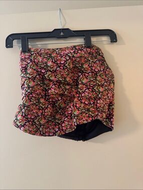 Zara Floral corset top in Black with Pink & Green Flowers